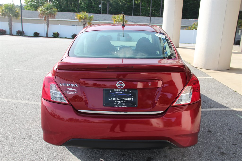 2017 Nissan Versa S Plus photo
