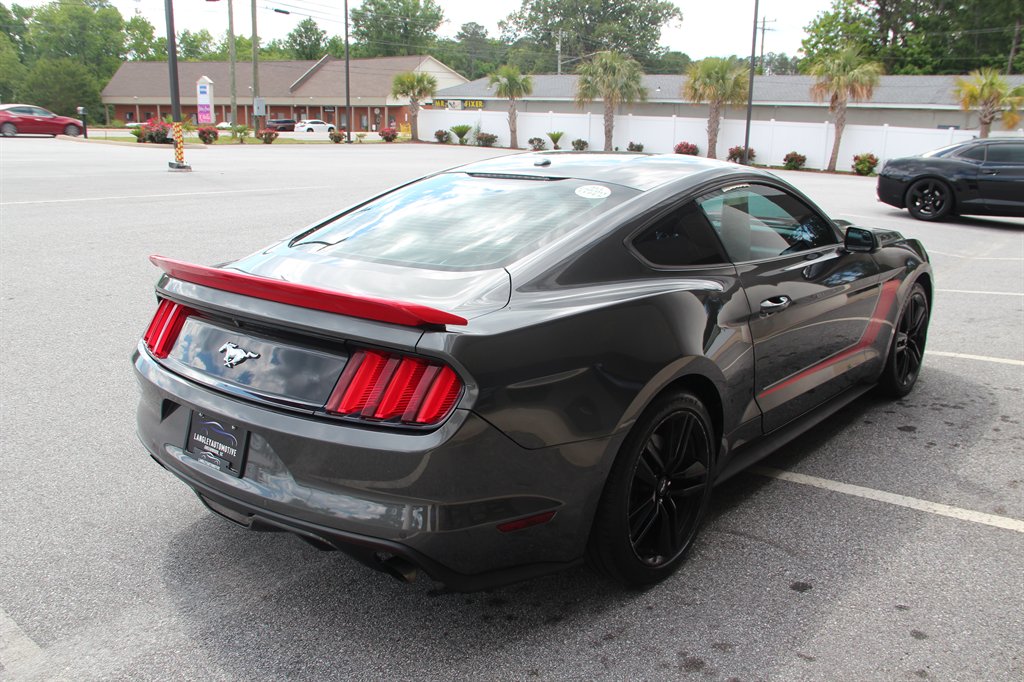 2016 Ford Mustang ECO Premium photo