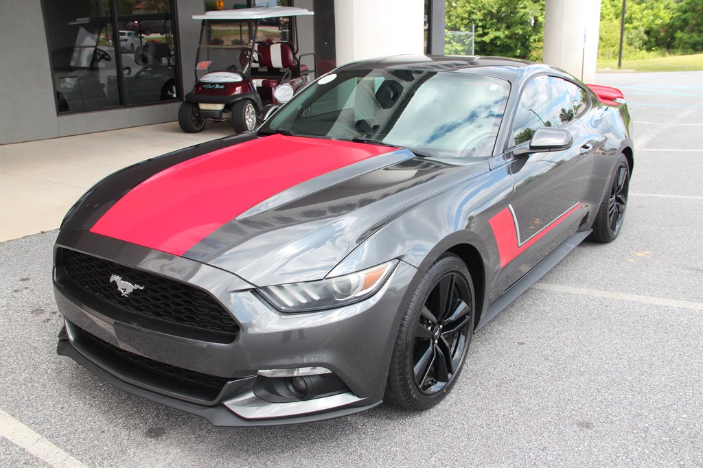 2016 Ford Mustang ECO Premium photo