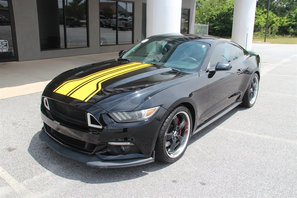 2015 Ford Mustang - $14,495