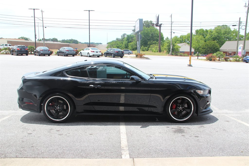 2015 Ford Mustang - $14,495