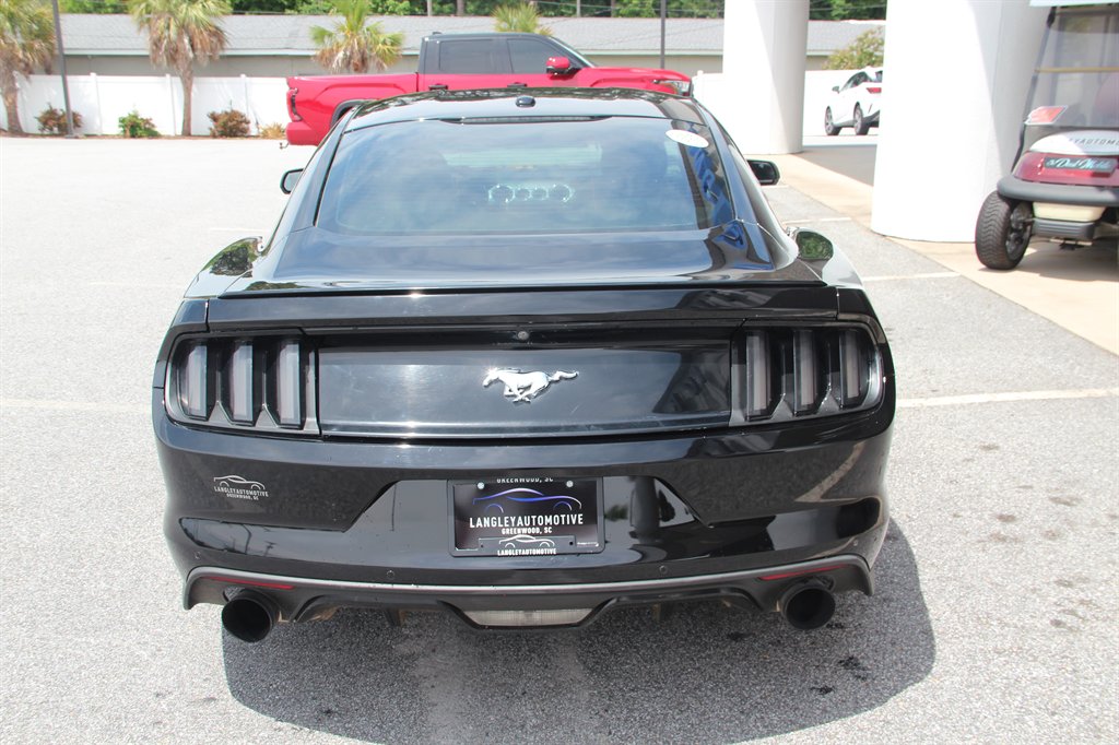 2015 Ford Mustang - $14,495
