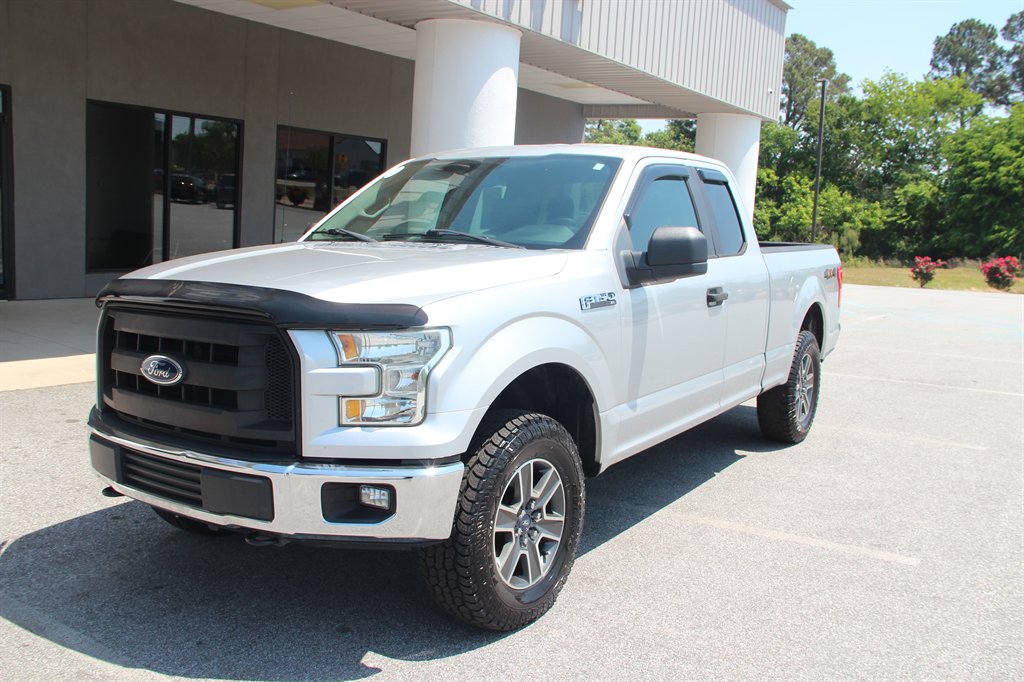 2016 Ford F-150 - $16,995