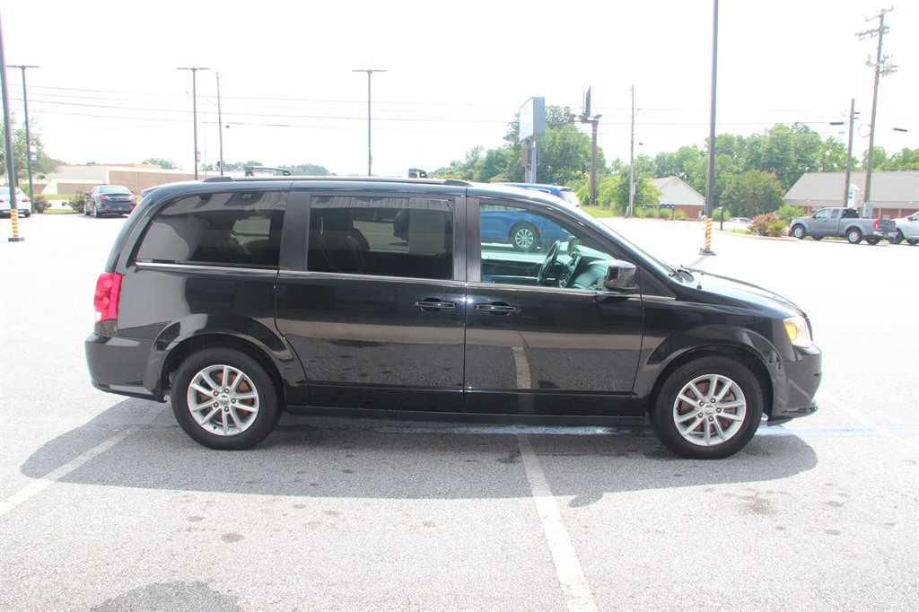 2020 Dodge Grand Caravan - $14,495