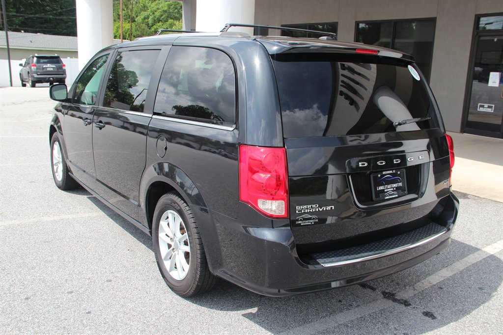 2020 Dodge Grand Caravan - $14,495