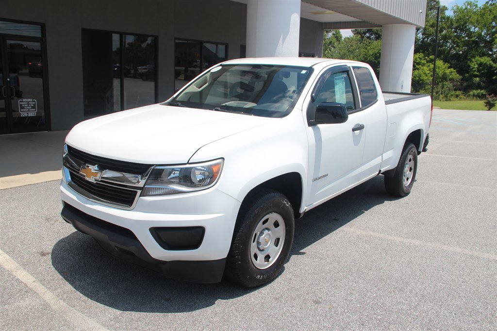 2018 Chevrolet Colorado - $13,995