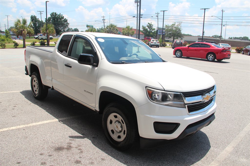 2018 Chevrolet Colorado - $13,995