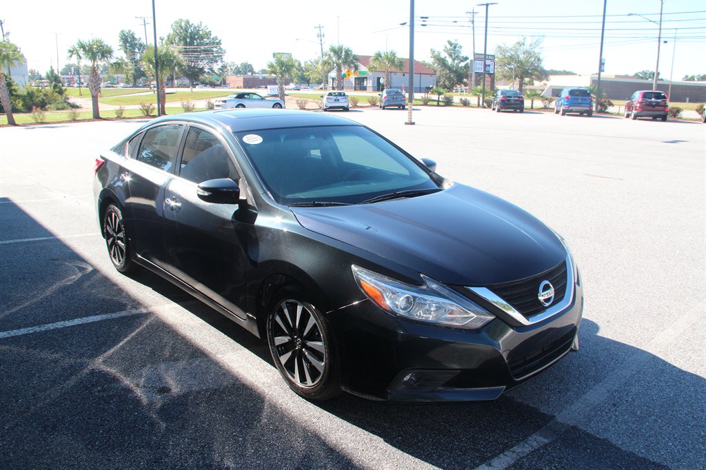 2018 Nissan Altima - $12,995