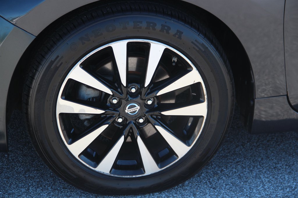 2018 Nissan Altima - $12,995