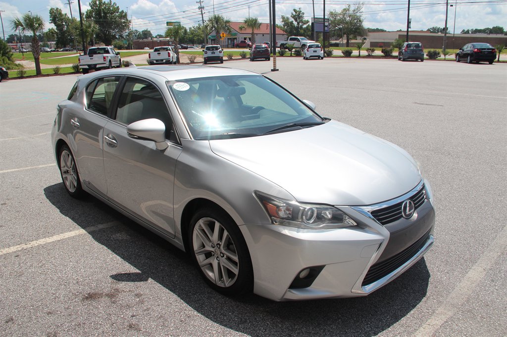 2016 Lexus CT - $14,995