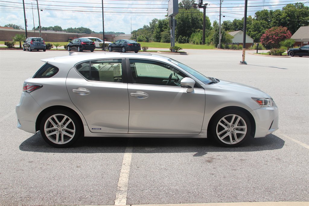 2016 Lexus CT - $14,995
