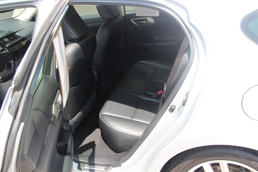 2016 Lexus CT - $14,995