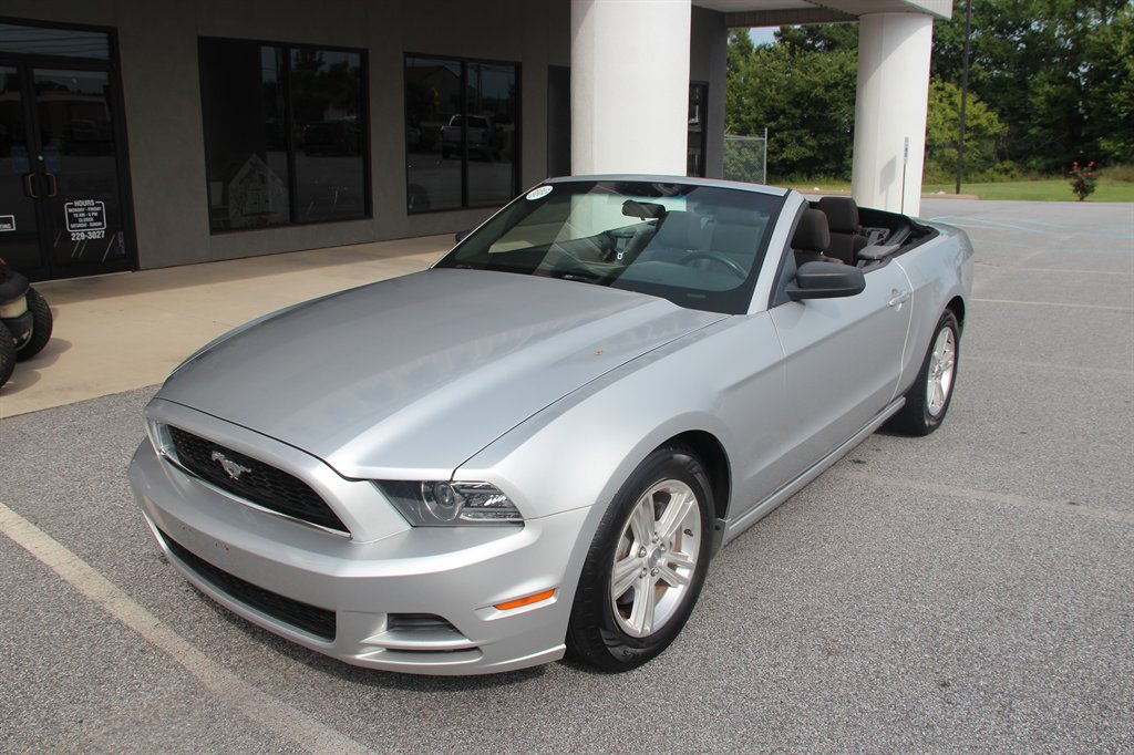 2013 Ford Mustang - $10,995