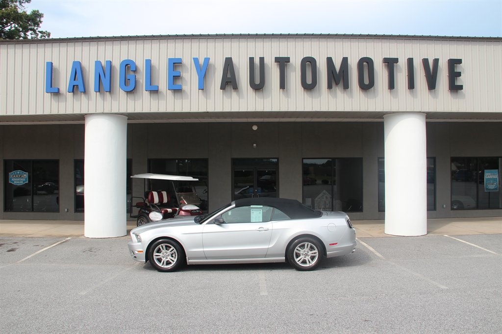 2013 Ford Mustang - $10,995