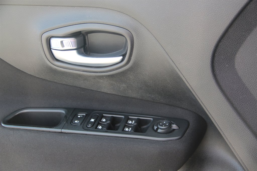 2017 Jeep Renegade - $12,995