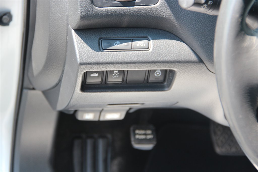 2017 Nissan Altima - $10,495