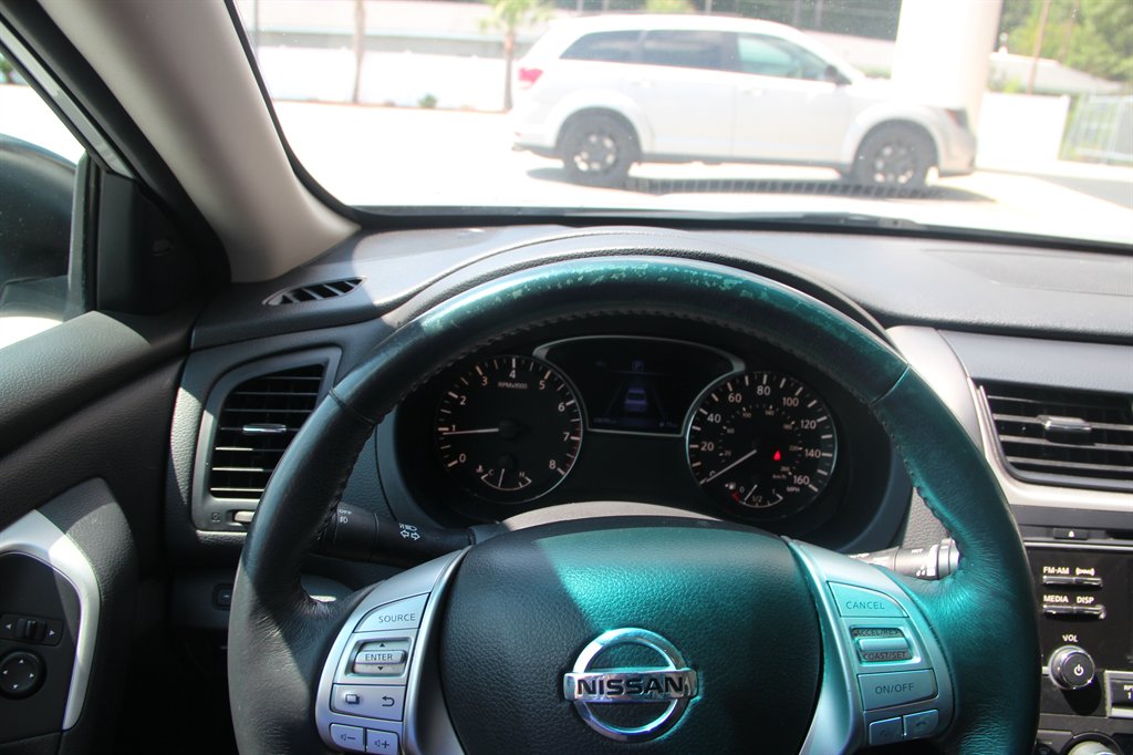 2017 Nissan Altima - $10,495