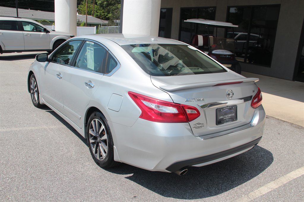 2017 Nissan Altima - $10,495
