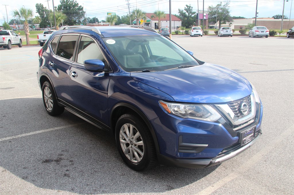2017 Nissan Rogue - $11,995