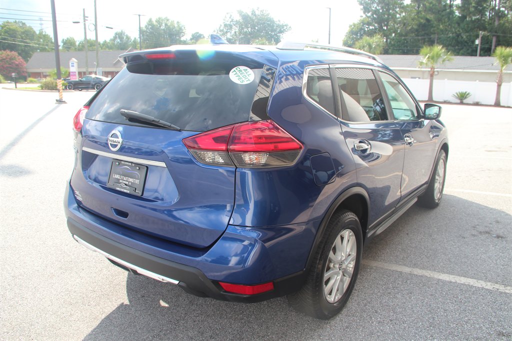 2017 Nissan Rogue - $11,995