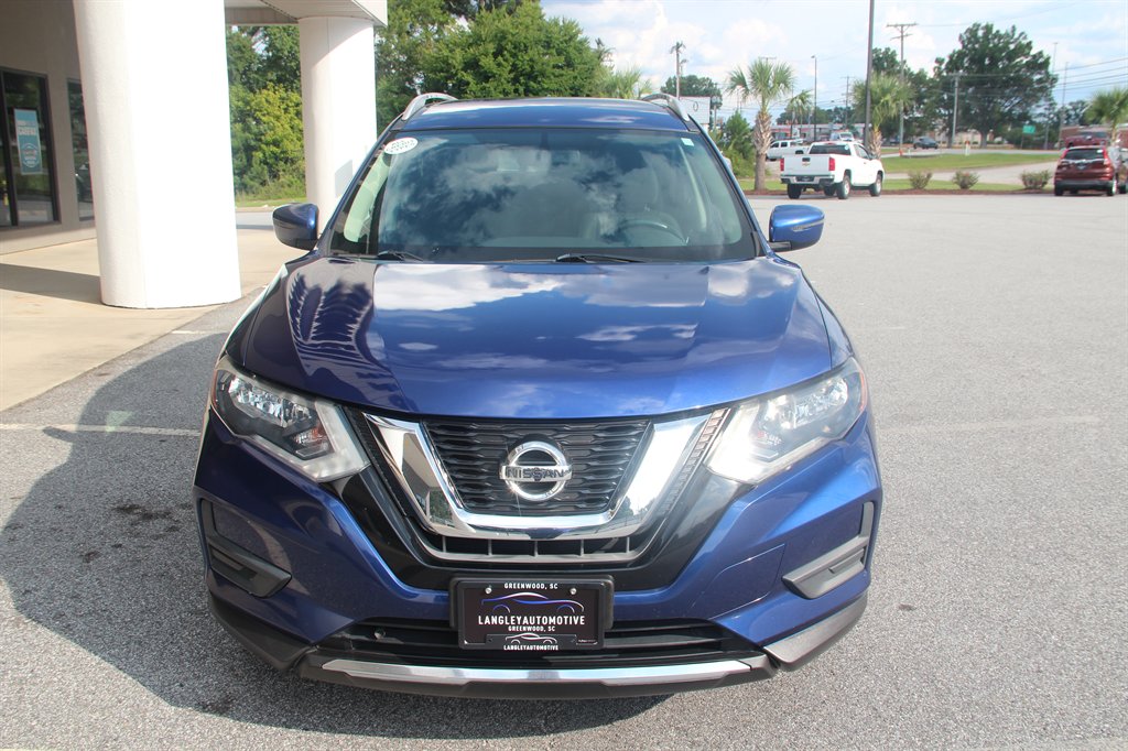 2017 Nissan Rogue - $11,995