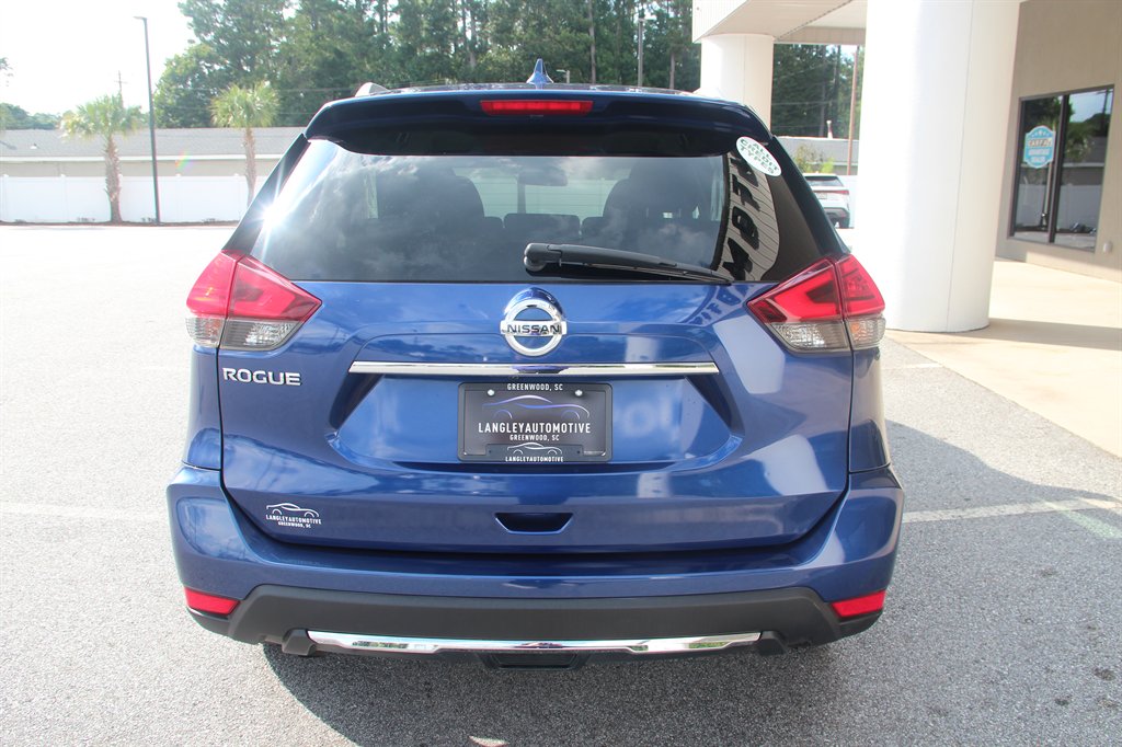 2017 Nissan Rogue - $11,995