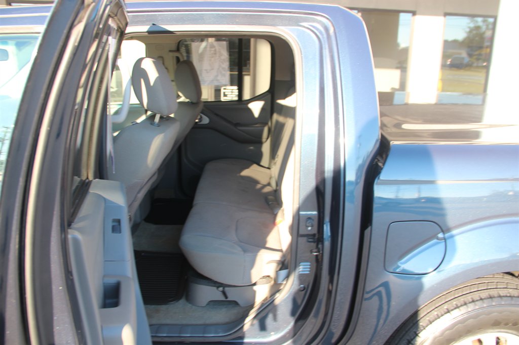 2015 Nissan Frontier - $14,995