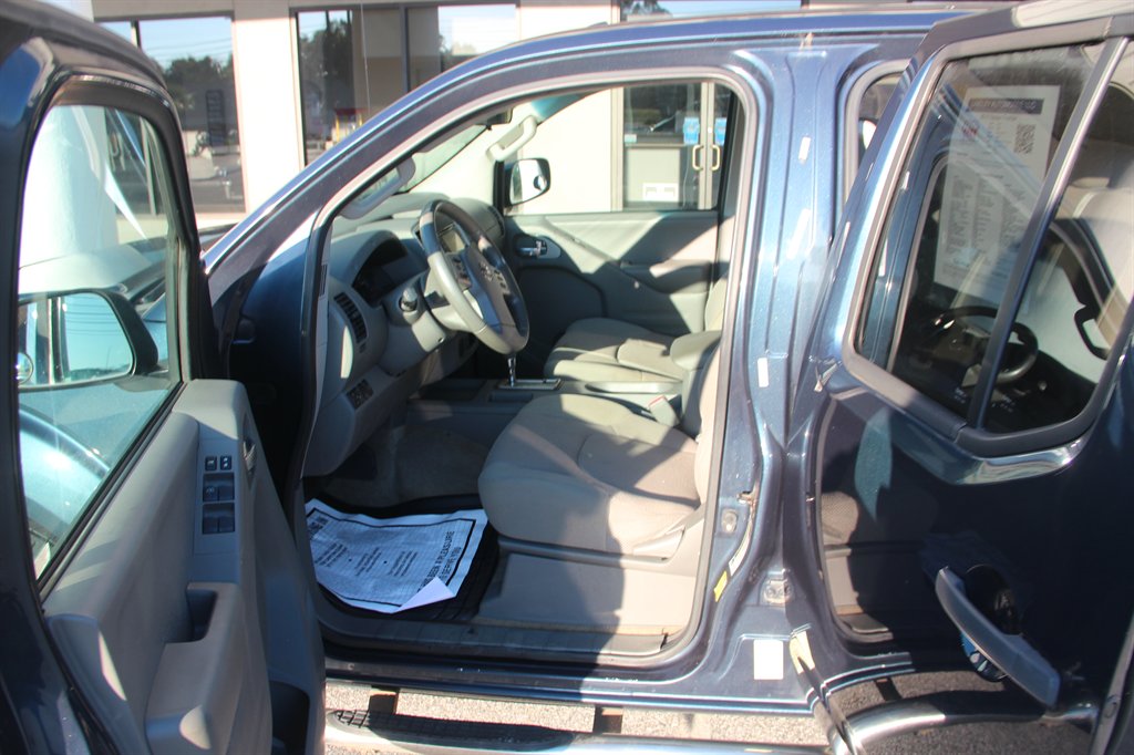 2015 Nissan Frontier - $14,995