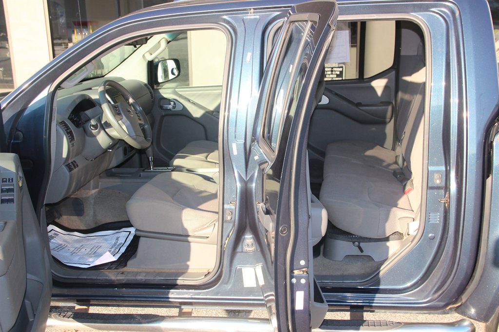 2015 Nissan Frontier - $14,995