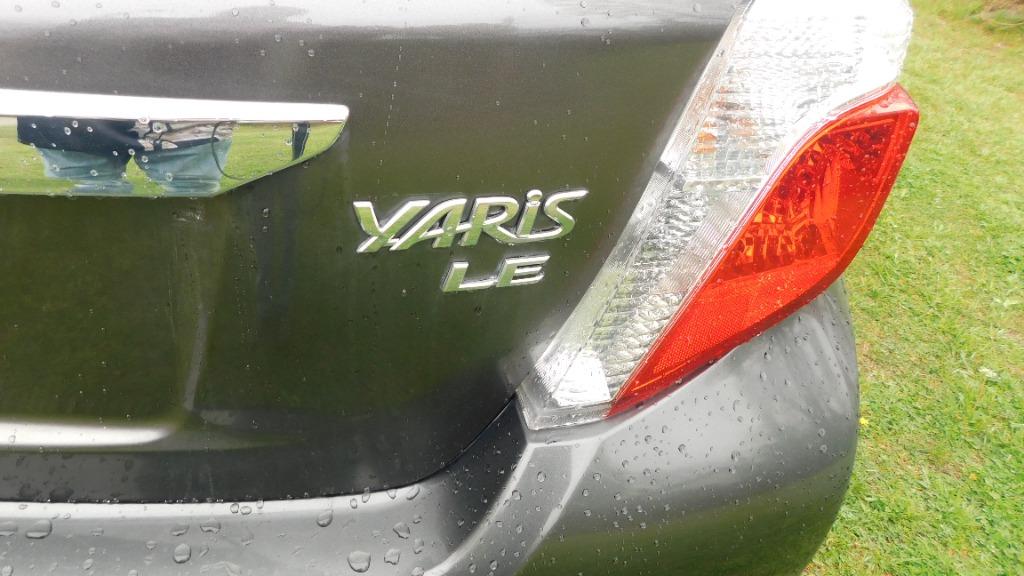 2014 Toyota Yaris 5-Door L photo
