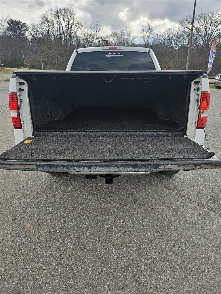 2004 Ford F-150 XL photo