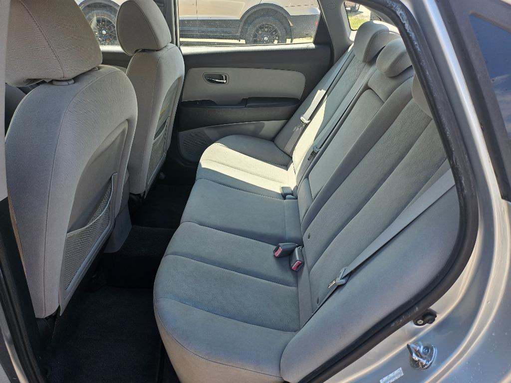 2010 Hyundai Elantra GLS photo