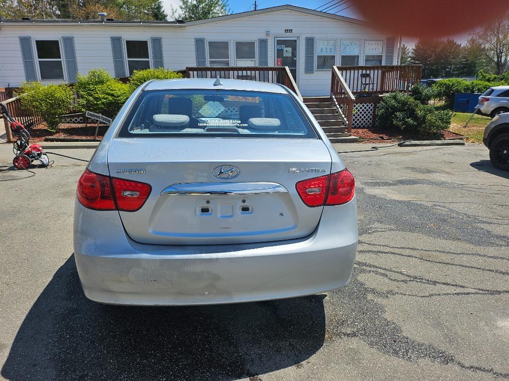 2010 Hyundai Elantra GLS photo