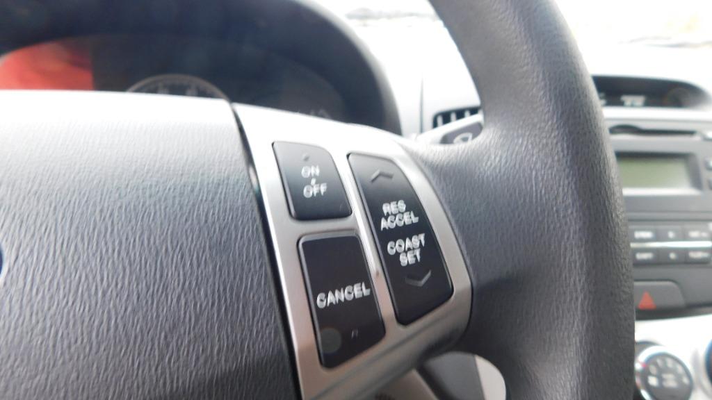 2010 Hyundai Elantra GLS photo