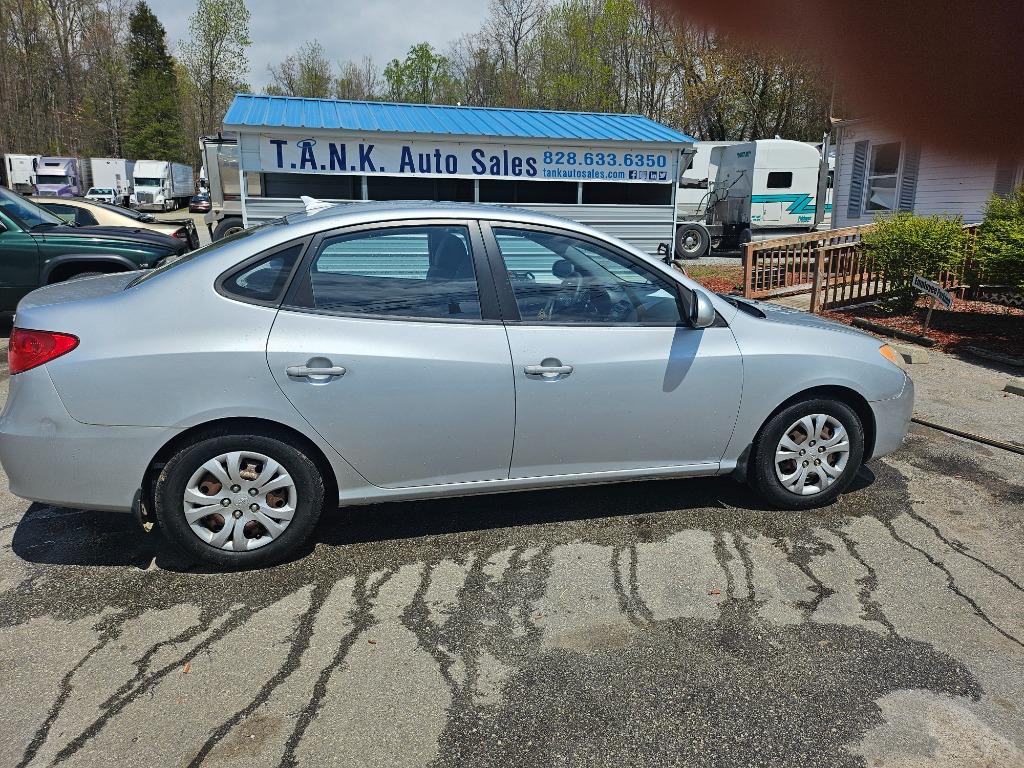 2010 Hyundai Elantra GLS photo