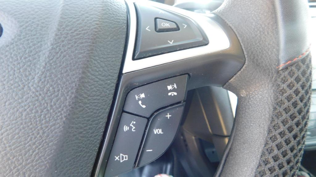 2013 Ford Fusion SE photo