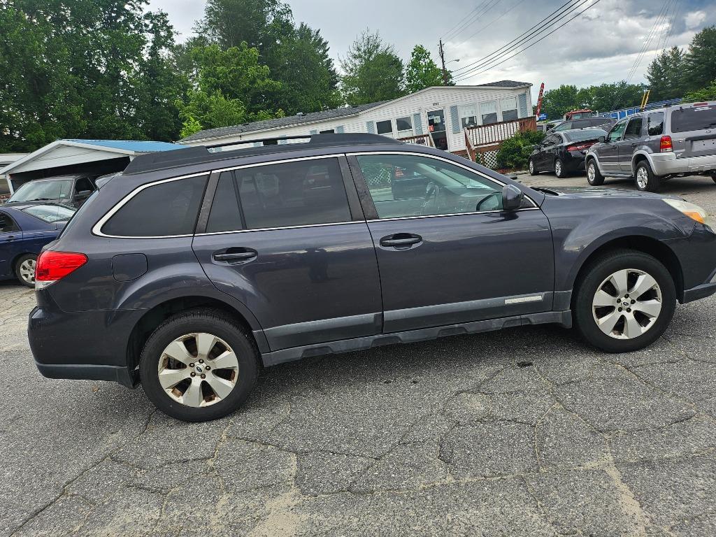 2012 Subaru Outback - $5,995