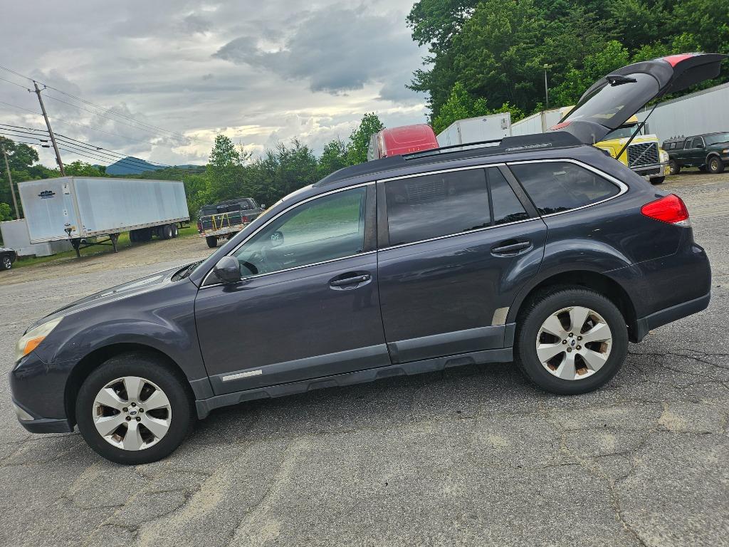 2012 Subaru Outback - $5,995