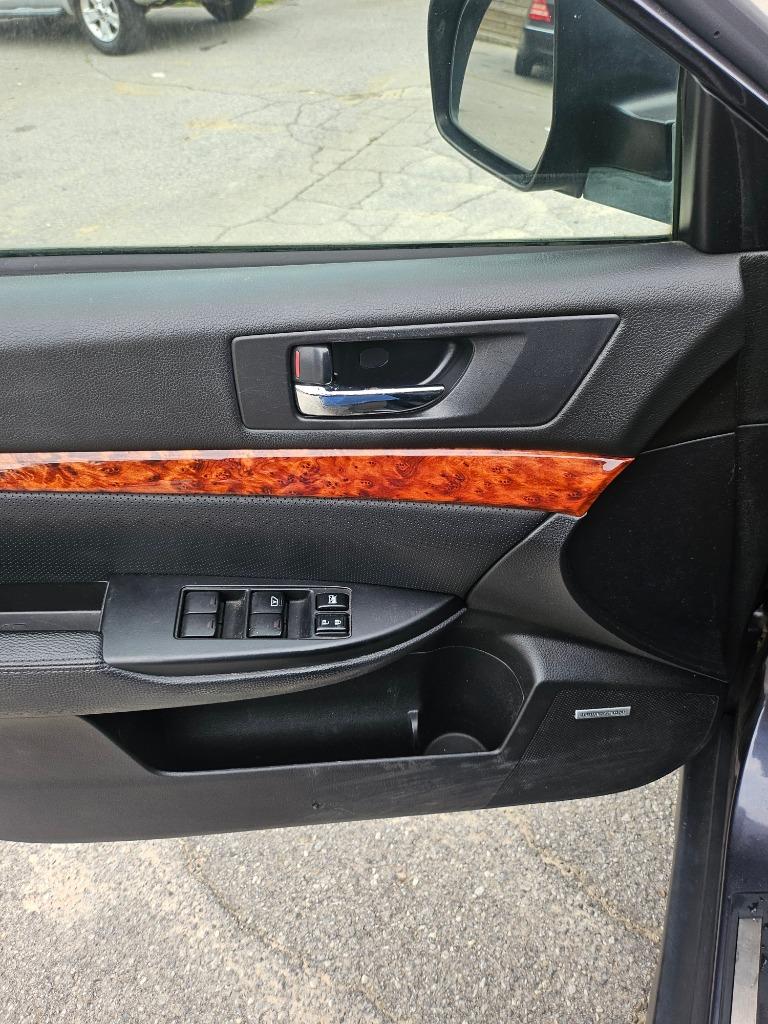2012 Subaru Outback - $5,995