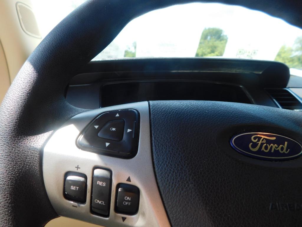 2013 Ford Taurus - $6,995