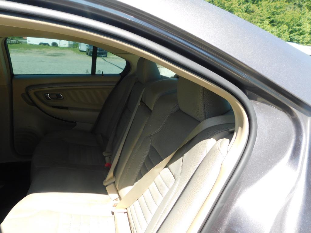 2013 Ford Taurus - $6,995