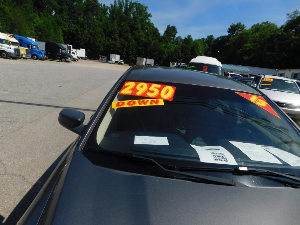 2013 Ford Taurus - $6,995