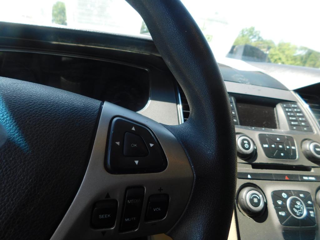 2013 Ford Taurus - $6,995