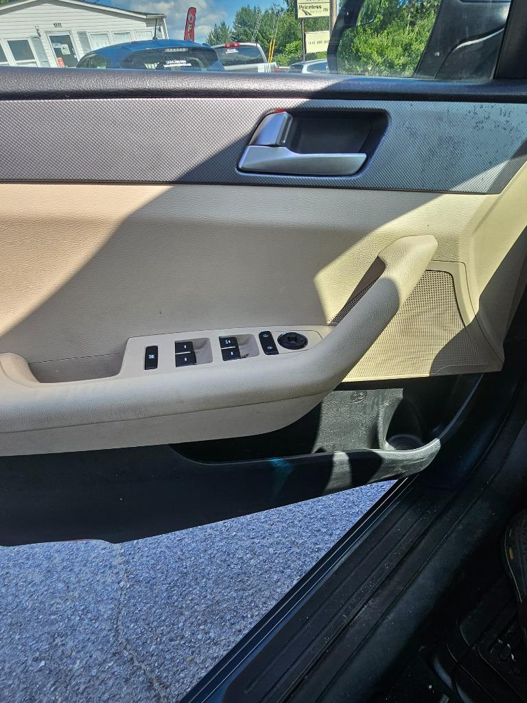 2016 Hyundai Sonata - $6,500
