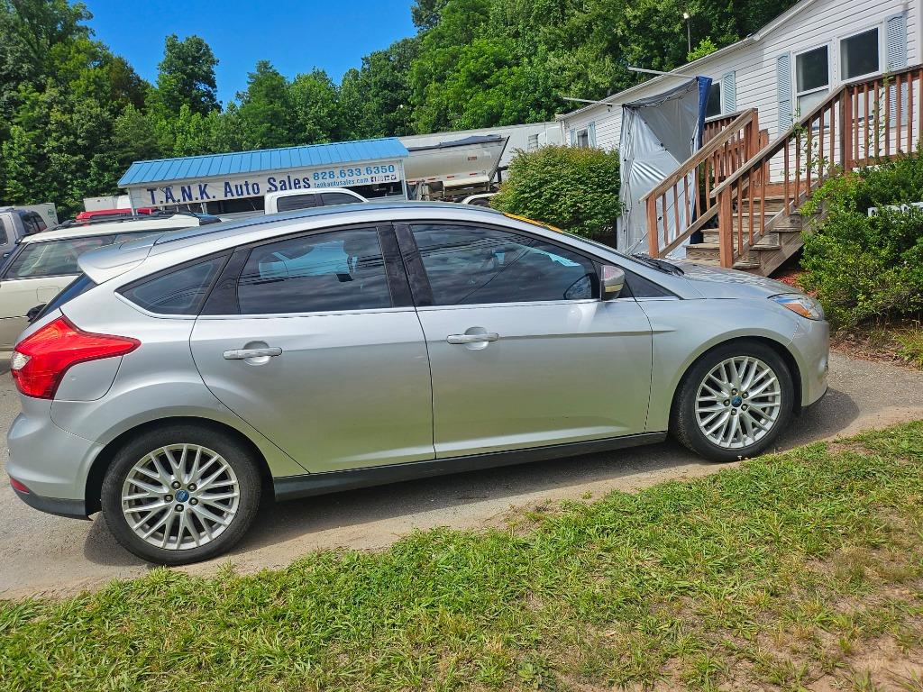 2012 Ford Focus - $4,995
