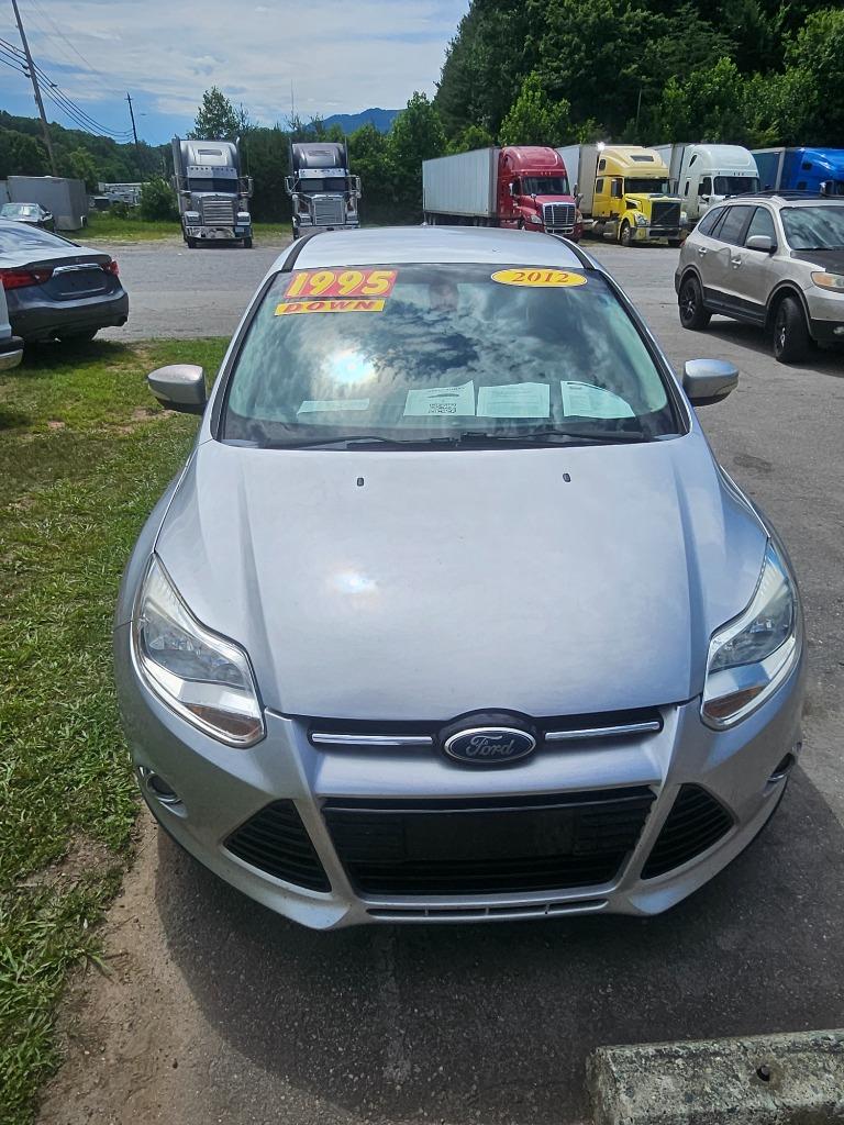2012 Ford Focus - $4,995