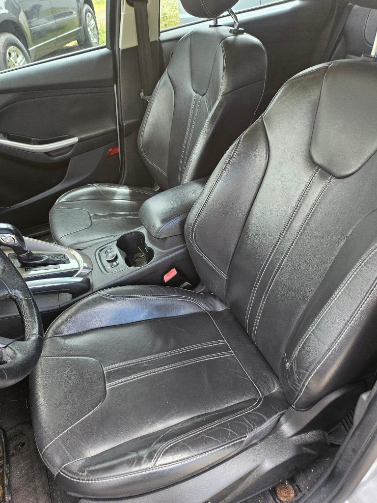 2012 Ford Focus - $4,995