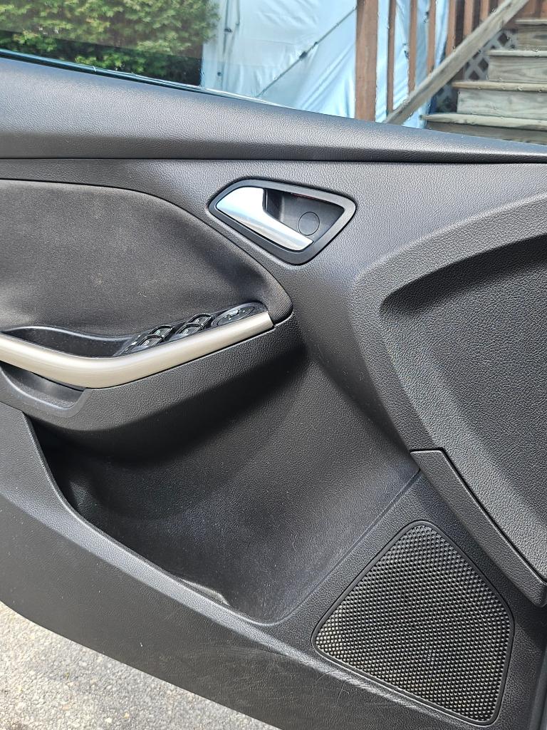 2012 Ford Focus - $4,995