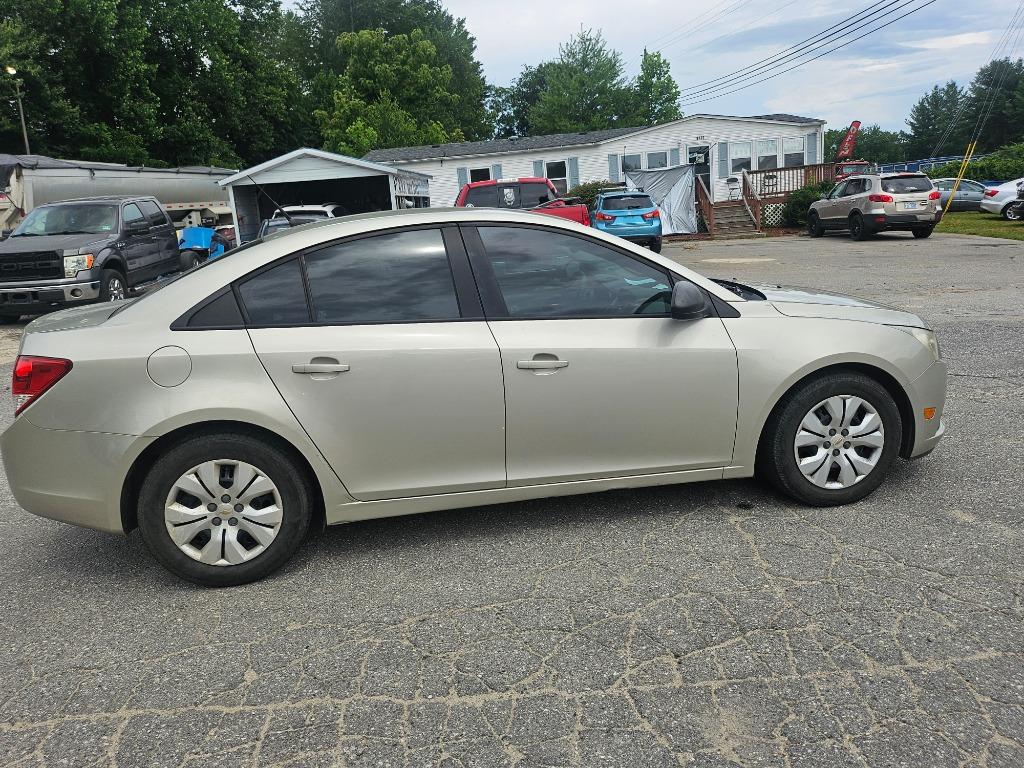 2014 Chevrolet Cruze - $5,995