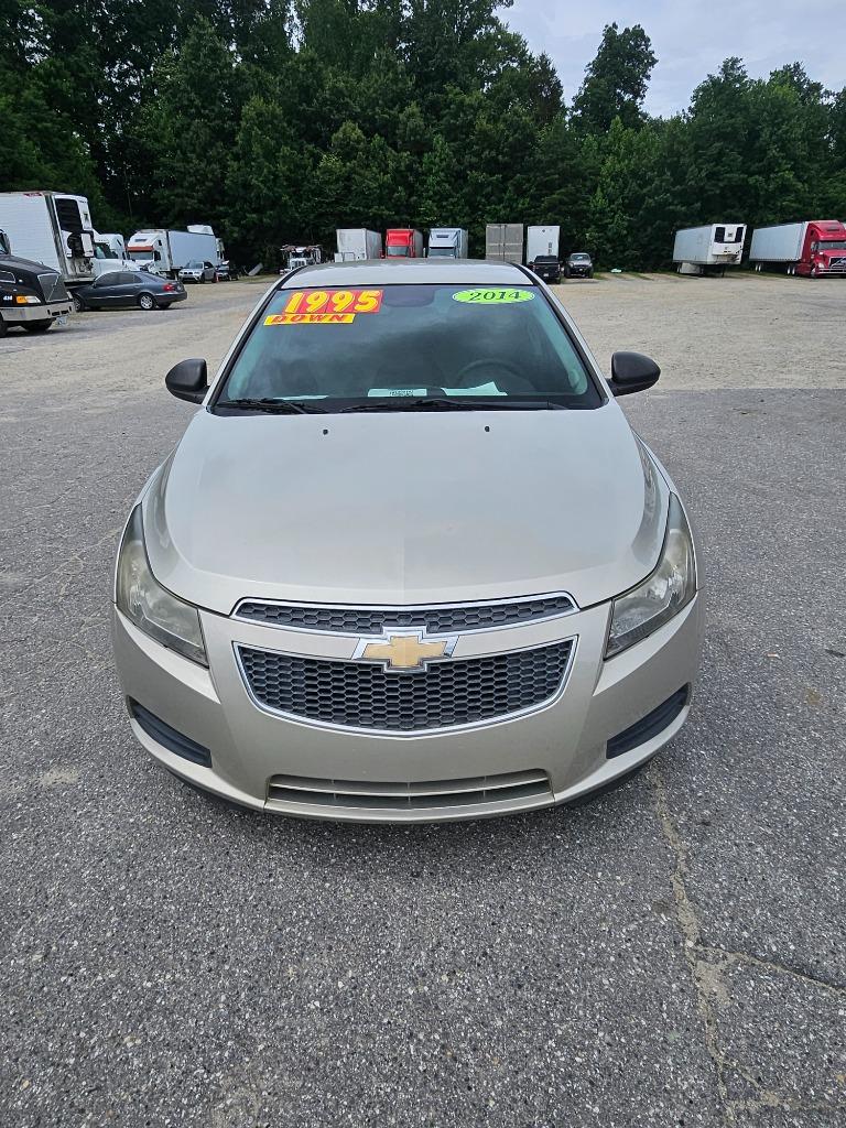 2014 Chevrolet Cruze - $5,995